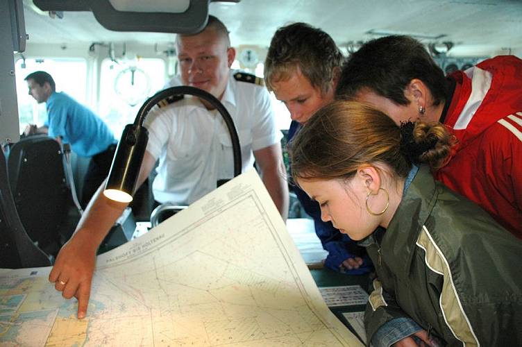 Swenja, Kerstin und Uli auf der Br�cke der Pegnitz