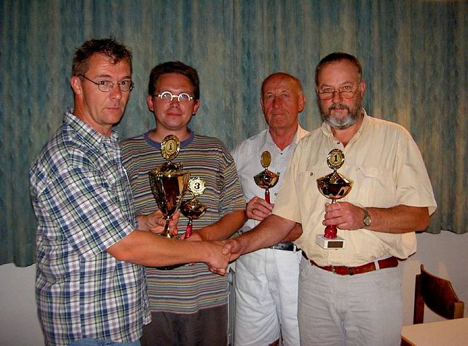 Die Sieger des ersten Karltelturnieres