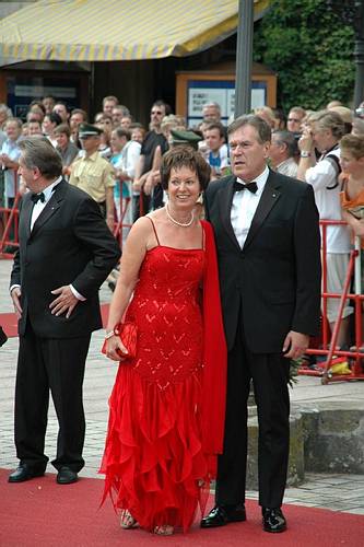 Wirtschaftsminister Michael Glos mit Ehefrau Ilse